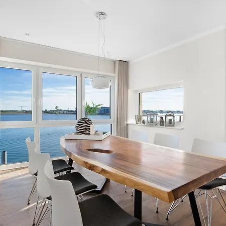 Appartement Horizont- Direkt Am Wasser, Hafenblick, Fahrstuhl, Sauna, Ueberdachter Balkon