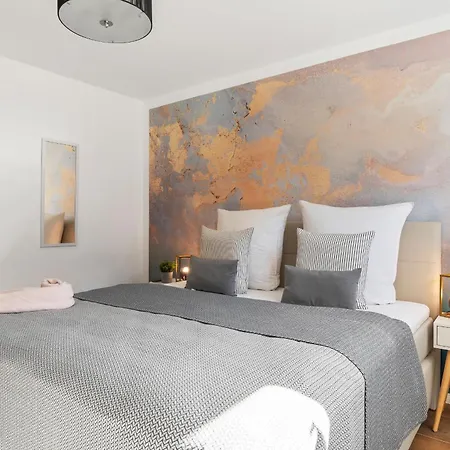 Horizont- Direkt Am Wasser, Hafenblick, Fahrstuhl, Sauna, Ueberdachter Balkon * Olpenitz