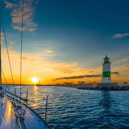 Horizont- Direkt Am Wasser, Hafenblick, Fahrstuhl, Sauna, Ueberdachter Balkon Olpenitz